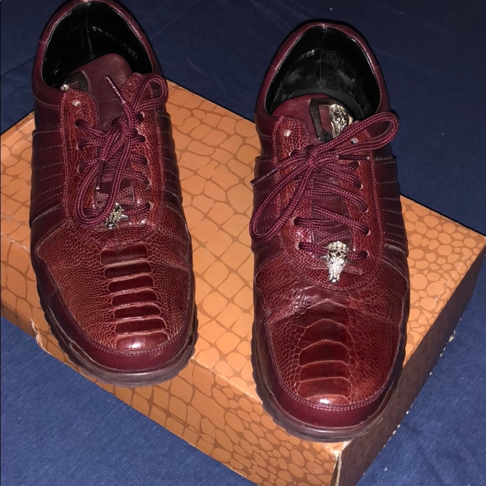 Men’s Ostrich shoes sz9 color Wine